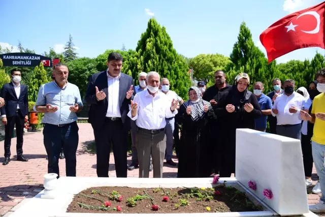 Kahramankazan'da Asri Mezarlık'taki kabirler ve şehitlik ziyaret edildi
