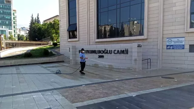 Kahramanmaraş'ta camiler dezenfekte edildi