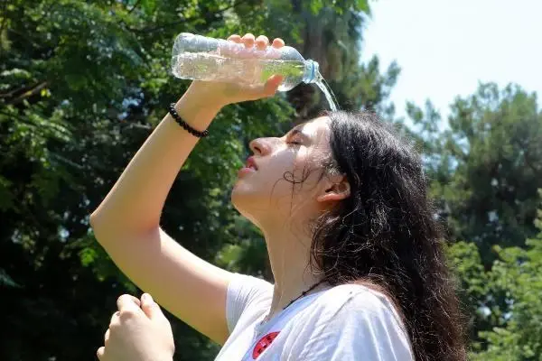 KALP YETMEZLİĞİ HASTALARINA BAYRAMDA SICAK HAVA UYARISI