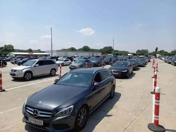 Kapıkule'den, 713 bin gurbetçi ülkeye giriş yaptı