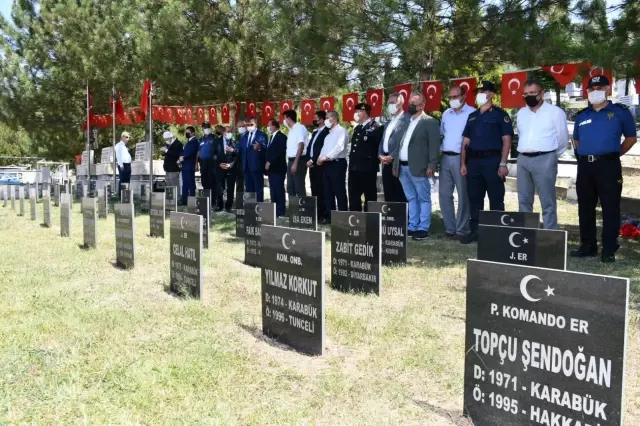Son dakika haber: Karabük'te Kurban Bayramı arifesinde şehitlik ziyaret edildi