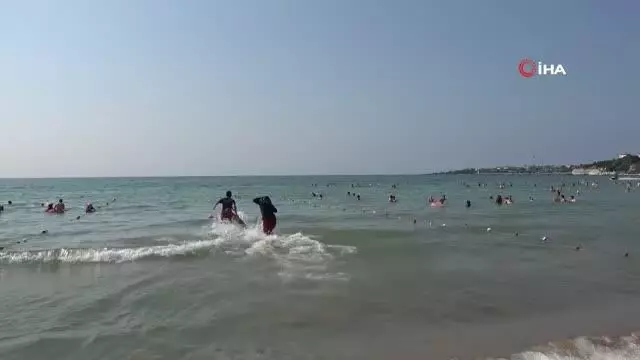 Son dakika haberleri: Kayalıklardan denize atlayış yapan genç hayatını kaybetti Son dakika haberleri: Kayalıklardan denize atlayış yapan genç hayatını kaybetti
