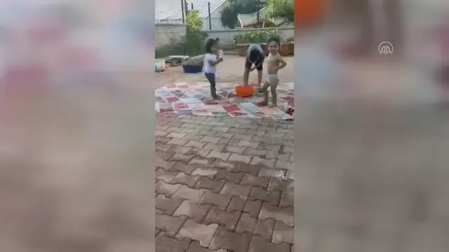 Antalya'da kaybolan 2 yaşındaki kız çocuğu için başlatılan arama çalışmaları sürüyor Antalya'da kaybolan 2 yaşındaki kız çocuğu için başlatılan arama çalışmaları sürüyor
