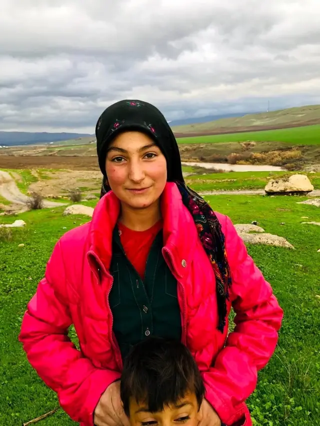 15 yaşındaki kayıp Helen'in kaçırıldığı ve zorla alıkonulduğu iddiası