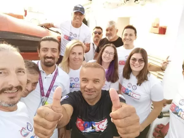KKTC'ye ilk kulacı eski Bakan Tüzmen attı