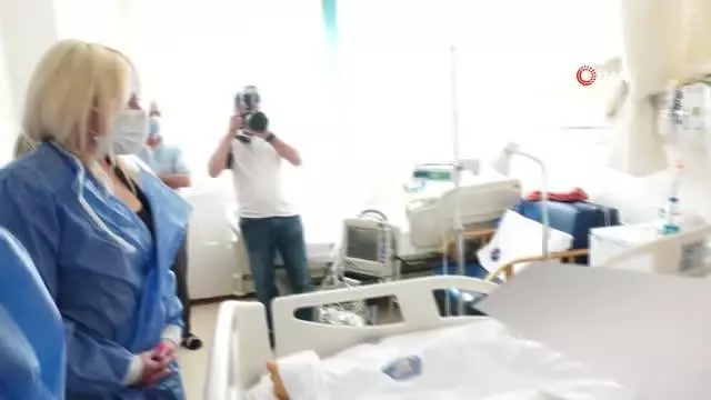 Kol nakli olan hastadan ilk görüntü