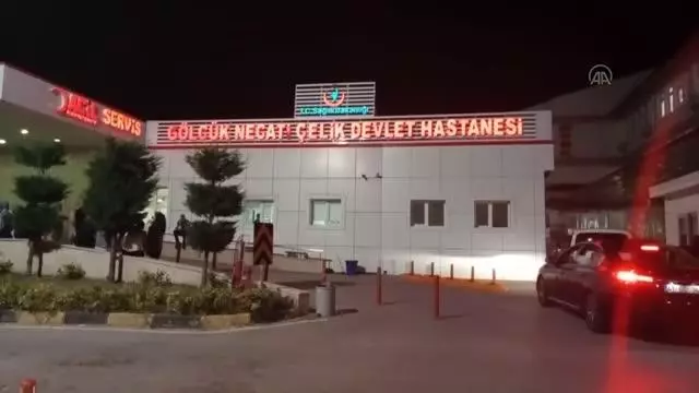 Komşular arasında bıçaklı kavga: 2 yaralı