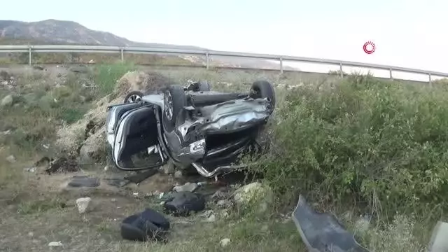 Son dakika haberi... Kontrolden çıkan otomobil şarampole uçtu: 3'ü çocuk 6 yaralı