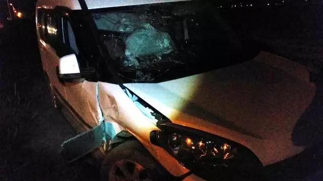Konya'da hafif ticari araç ile otomobil çarpıştı: 1 yaralı