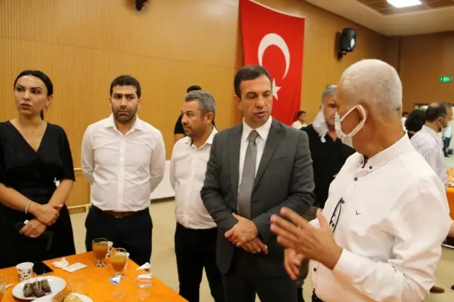 Kozan protokolü, şehit ailelerini bayram arefesinde yalnız bırakmadı