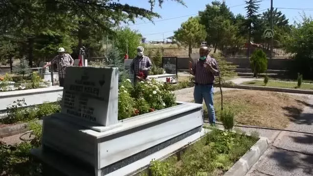 Son dakika haberleri! Kurban Bayramı arifesinde şehitlik ziyaretleri Son dakika haberleri! Kurban Bayramı arifesinde şehitlik ziyaretleri