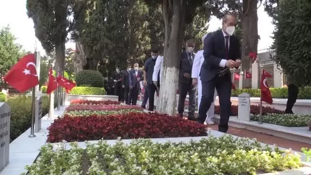 Kurban Bayramı arifesinde şehitlik ziyaretleri yapıldı