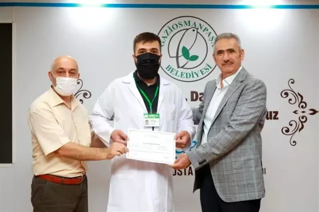 Kurbanda kesim yapacak kasaplar sertifikalarını aldı
