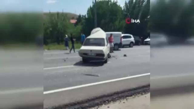 Son Dakika | Makas atan otomobil ortadan ikiye bölündü: 1 ölü, 10 yaralı