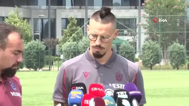 Son dakika: Trabzonspor'un yeni transferi Marek Hamsik: 'Bu şehirde herkes futbol için yaşıyor'