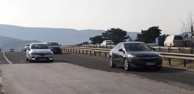 Marmara bölgesinde kara yollarında bayram yoğunluğu