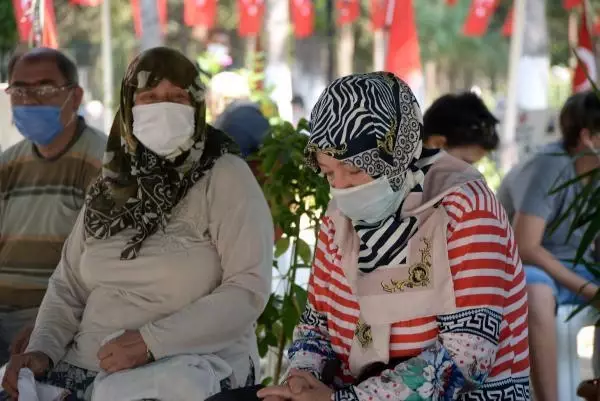 BAYRAM ÖNCESİ ŞEHİTLİĞE HÜZÜNLÜ ZİYARET