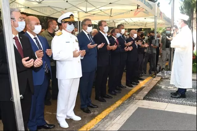 Son dakika gündem: Mersin şehitliğinde hüzünlü bayramlaşma