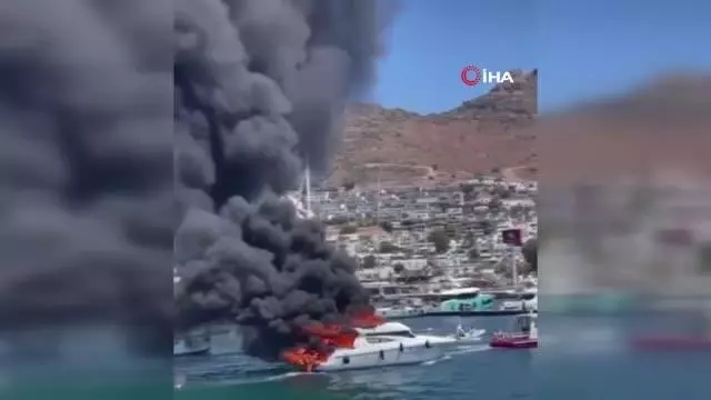 Milyon dolarlık yat küle döndü