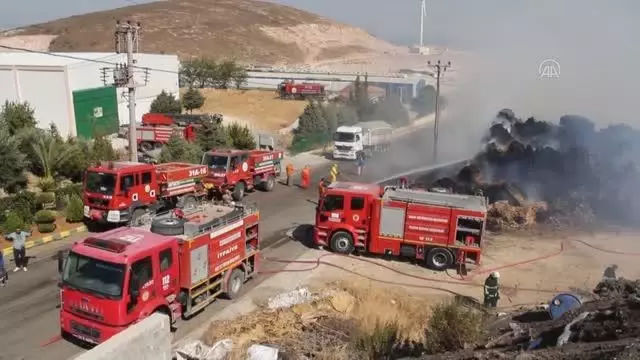 Son dakika haberleri! Hatay'da mısır silajı balyalarının bulunduğu alanda çıkan yangın kontrol altına alındı Son dakika haberleri! Hatay'da mısır silajı balyalarının bulunduğu alanda çıkan yangın kontrol altına alındı