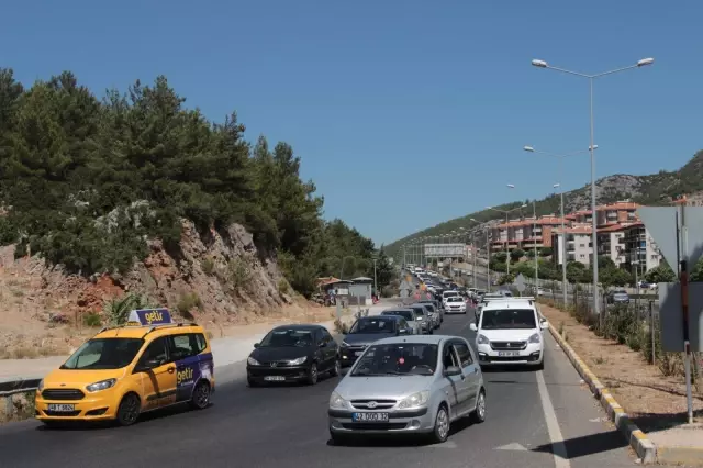 Muğla'da havadan trafik denetimi yapıldı Muğla'da havadan trafik denetimi yapıldı