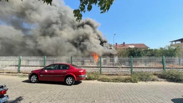 Nazilli'de metruk binada çıkan yangın söndürüldü