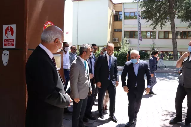 Niğde'de bayramlaşma töreni düzenlendi Niğde'de bayramlaşma töreni düzenlendi