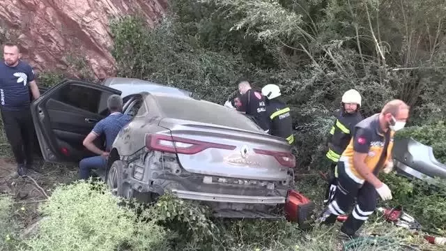 Otomobil şarampole devrildi: 1 ölü, 4 yaralı
