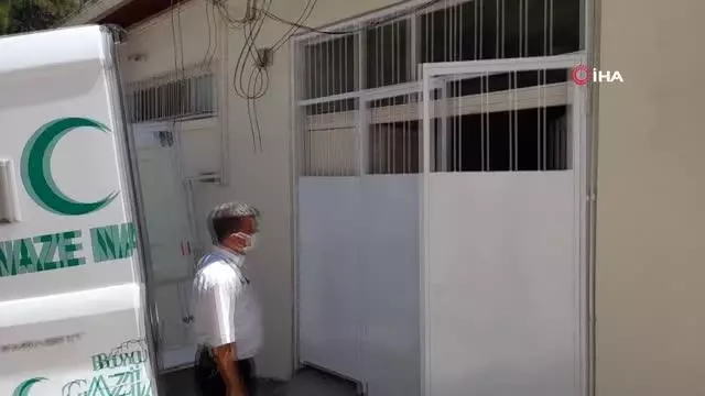 Otomobil takla attı: Çocuğu vefat eden anne yaralandı