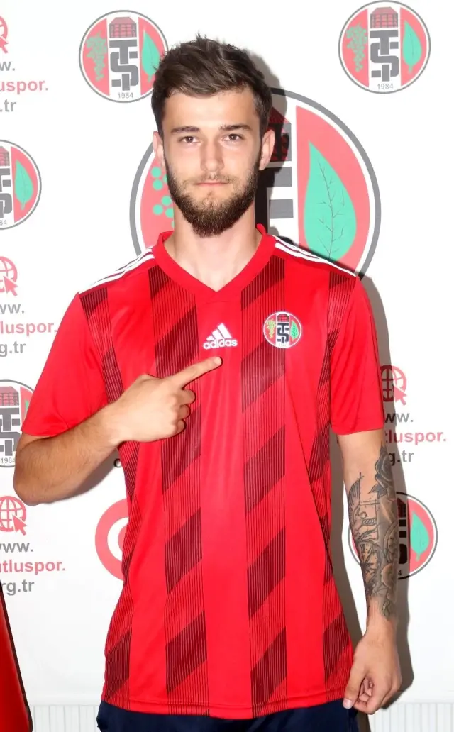 Ozan Can Oruç Turgutluspor'da
