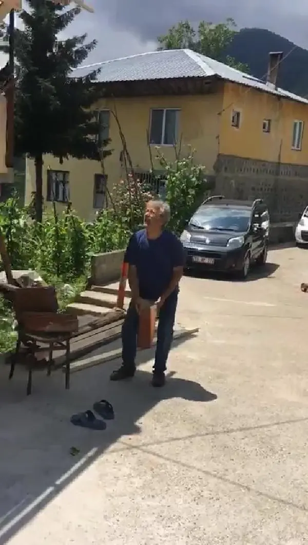 Rize'de selde kaybolan 2 kişi için helikopter destekli arama Rize'de selde kaybolan 2 kişi için helikopter destekli arama