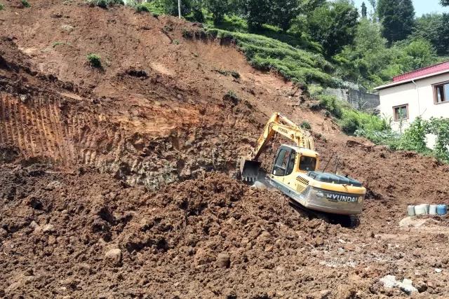 Son dakika haberi: Rize'deki sel ve heyelanda hayatını kaybeden yaşlı çiftin ailesi ve komşuları o günü anlattı