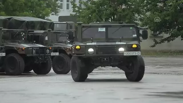 SARAYBOSNA - ABD, Bosna Hersek Silahlı Kuvvetlerine askeri araç yardımında bulundu