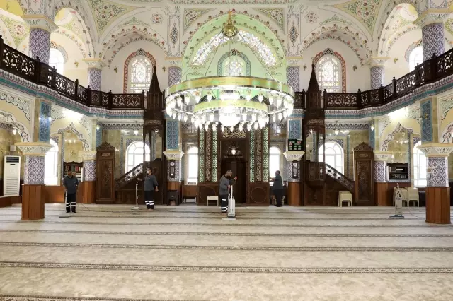 Şehitkamil'deki camiler bayram namazına hazır