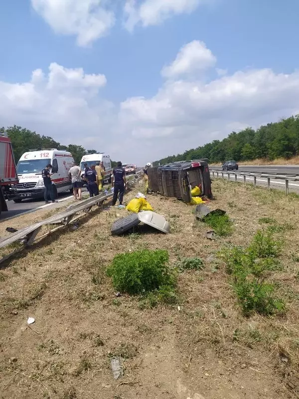 Silivri'de TIR ile otomobil çarpıştı: 5 yaralı