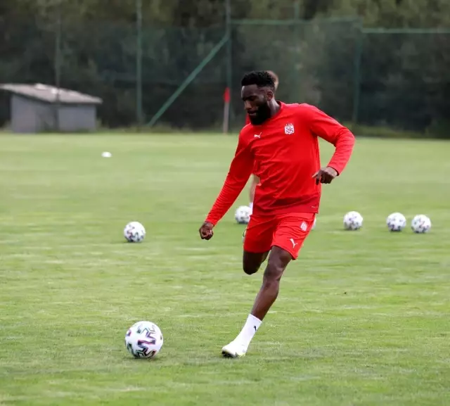 Sivasspor'da Aaron şoku! 6 ay yok