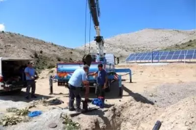 SİVRİHİSAR'IN KIRSAL MAHALLELERİNİN İÇME SUYU PROBLEMLERİ BİR BİR ÇÖZÜLÜYOR SİVRİHİSAR'IN KIRSAL MAHALLELERİNİN İÇME SUYU PROBLEMLERİ BİR BİR ÇÖZÜLÜYOR