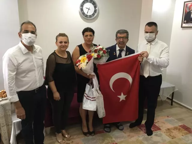 Tarsus Kaymakamı Kadir Sertel Otcu bayram ziyaretlerinde bulundu
