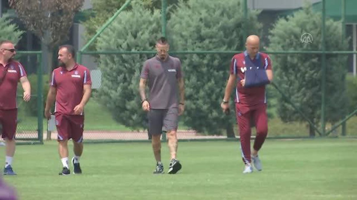Son dakika: Trabzonspor'un yeni transferi Marek Hamsik: 'Bu şehirde herkes futbol için yaşıyor'
