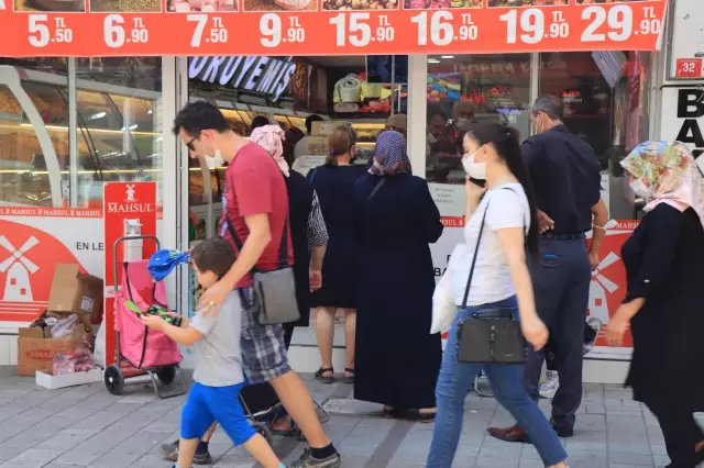Trakya'da bayram arifesinde alışveriş yoğunluğu