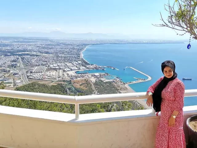 Antalya'da, Tünektepe Teleferik ve Sosyal Tesis hizmete başladı Antalya'da, Tünektepe Teleferik ve Sosyal Tesis hizmete başladı