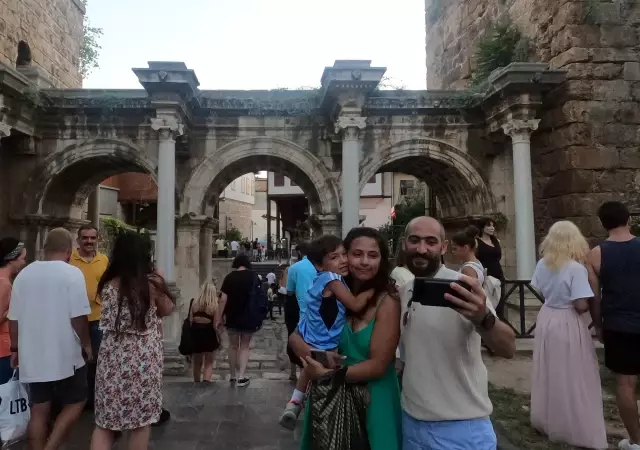 'Turizmin başkenti'nde bayram öncesi yoğunluk