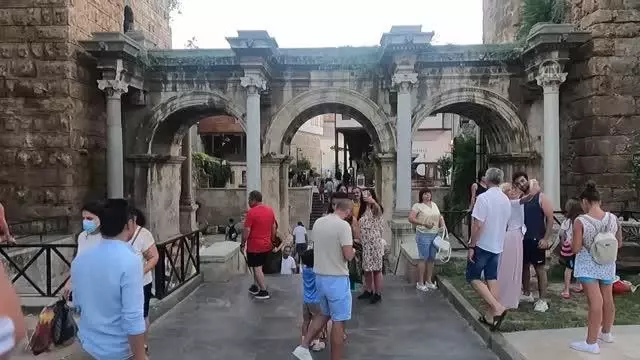 'Turizmin başkenti'nde bayram öncesi yoğunluk