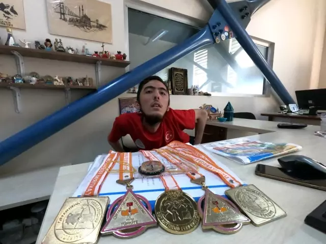 Türkiye Şampiyonası'nda Bursa'nın gururu oldu Türkiye Şampiyonası'nda Bursa'nın gururu oldu
