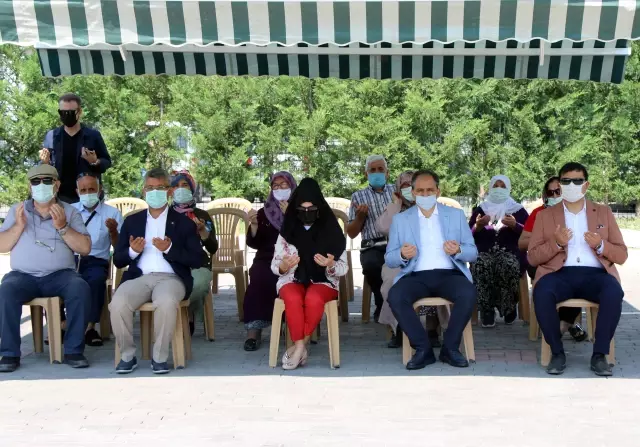 Kurban Bayramı arifesinde şehitlik ziyareti yapıldı