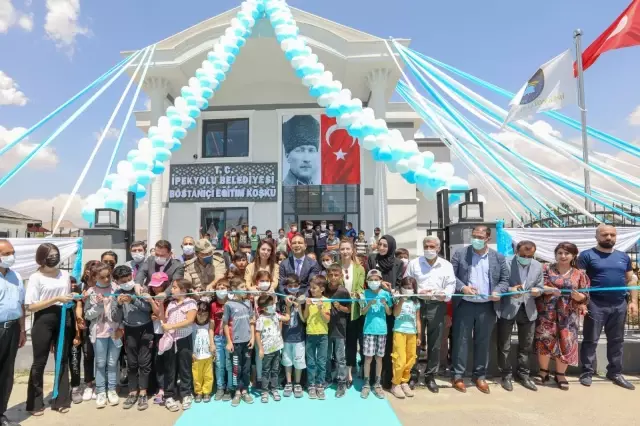 Bağımlıların uğrak yeri olan metruk yapının yerine 'Eğitim Köşkü' inşa edildi