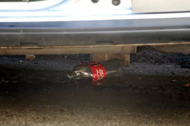 Eski kız arkadaşını arayıp önce haber verdi, sonra aracını benzin döküp yaktı
