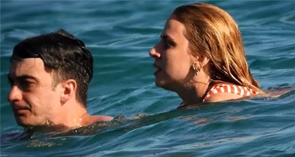 Yeni sevgilisiyle ilk kez Bodrum'da görüntülendi