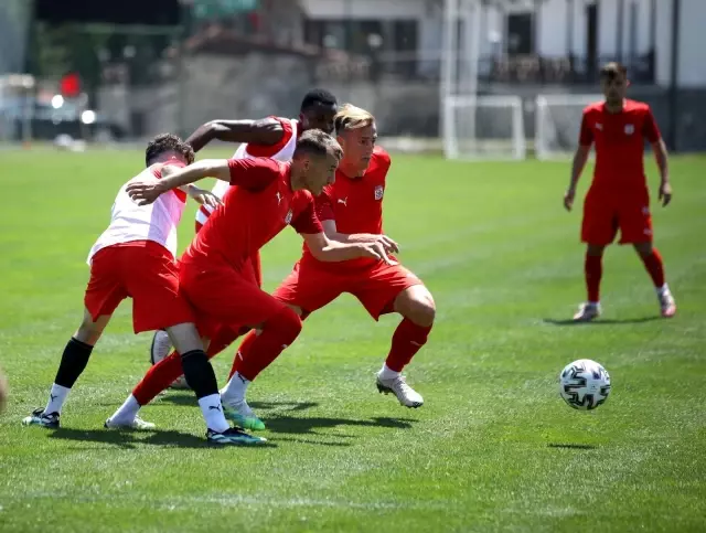 Sivasspor'da, Petrocub maçı hazırlıkları sürüyor Sivasspor'da, Petrocub maçı hazırlıkları sürüyor