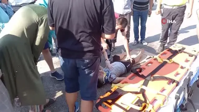 Yolun karşısına geçmek isteyen çocuğa motosiklet çarptı